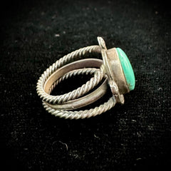 R.B. Running Bear Vintage Sterling Silver Turquoise Ring Size 7.75
