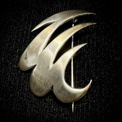 Ra & La Rasmussen and Lassen Vintage Sterling Silver Modernist Wave Brooch Pin