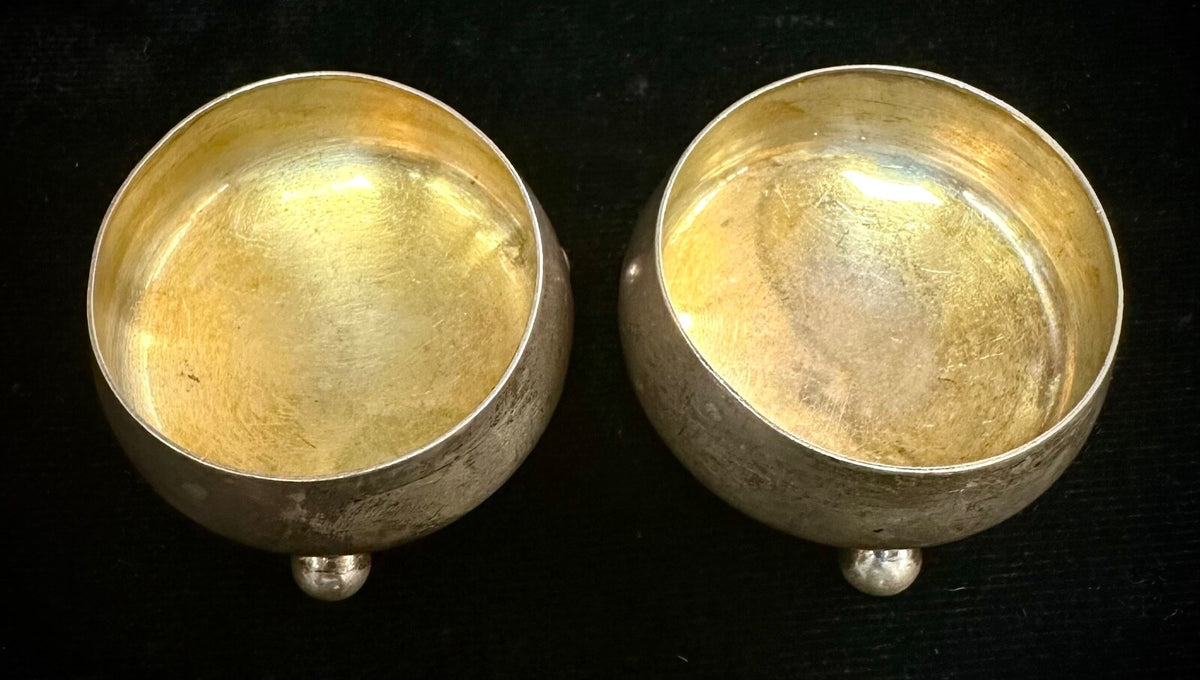 Tiffany & Co. Makers Antique Sterling Silver Pair Of Ball Footed Salt Cellars